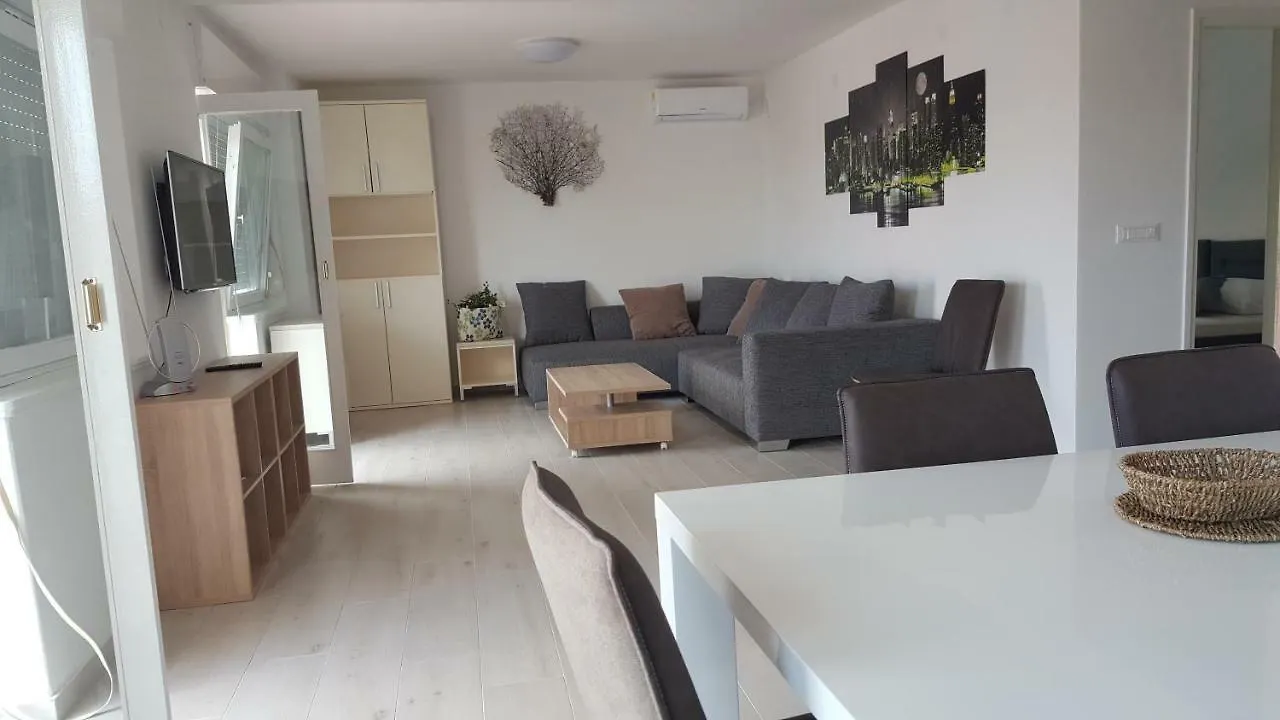 Vipava Apartment Selce